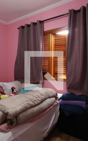 Casa à venda com 225m², 3 quartos e 2 vagasQuarto 2