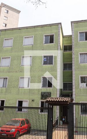 Apartamento para alugar com 45m², 2 quartos e 1 vaga Apartamento para alugar com 45m², 2 quartos e 1 vagaFachada