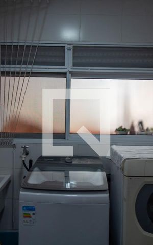 Apartamento à venda com 101m², 3 quartos e 2 vagas Apartamento à venda com 101m², 3 quartos e 2 vagasÁrea de Serviço