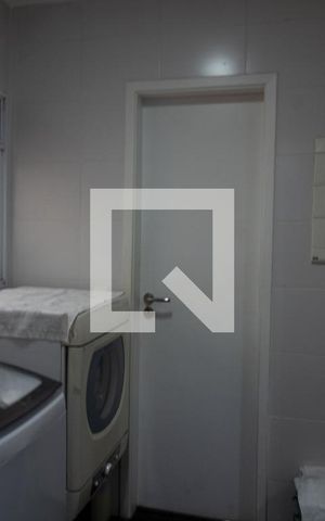 Apartamento à venda com 101m², 3 quartos e 2 vagas Apartamento à venda com 101m², 3 quartos e 2 vagasÁrea de Serviço