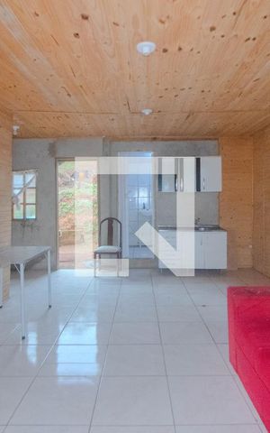 Casa à venda com 65m², 2 quartos e 1 vaga Casa à venda com 65m², 2 quartos e 1 vagaSala e Cozinha