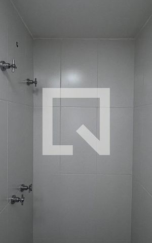 Studio para alugar com 26m², 1 quarto e sem vaga Studio para alugar com 26m², 1 quarto e sem vagaBanheiro
