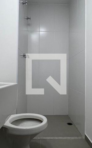 Studio para alugar com 26m², 1 quarto e sem vaga Studio para alugar com 26m², 1 quarto e sem vagaBanheiro