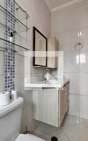 Casa para alugar com 152m², 3 quartos e 4 vagas Casa para alugar com 152m², 3 quartos e 4 vagasBanheiro da Suíte