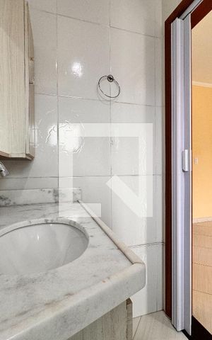 Casa para alugar com 152m², 3 quartos e 4 vagas Casa para alugar com 152m², 3 quartos e 4 vagasBanheiro da Suíte