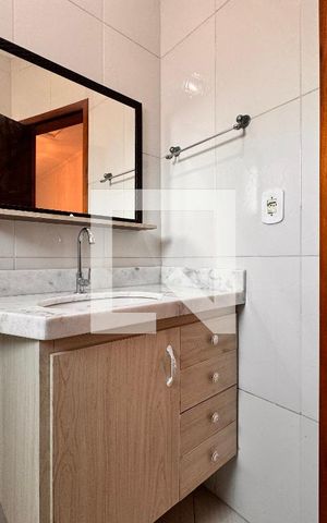 Casa para alugar com 152m², 3 quartos e 4 vagas Casa para alugar com 152m², 3 quartos e 4 vagasBanheiro