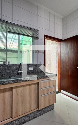 Casa para alugar com 152m², 3 quartos e 4 vagas Casa para alugar com 152m², 3 quartos e 4 vagasCozinha