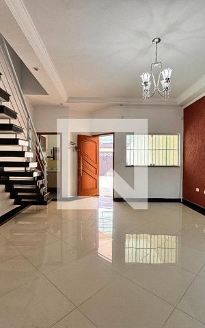 Casa para alugar com 152m², 3 quartos e 4 vagas Casa para alugar com 152m², 3 quartos e 4 vagasSala