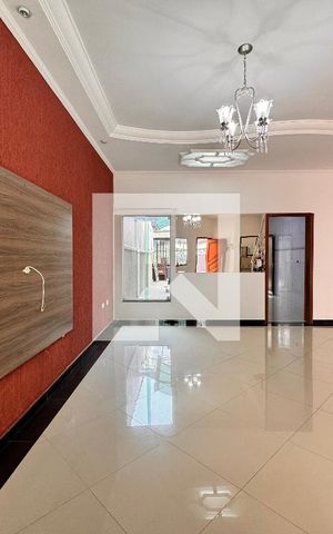 Casa para alugar com 152m², 3 quartos e 4 vagas Casa para alugar com 152m², 3 quartos e 4 vagasSala