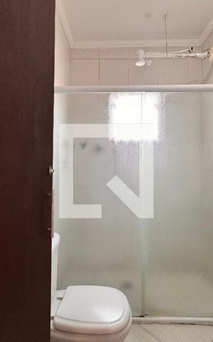 Casa para alugar com 152m², 3 quartos e 4 vagas Casa para alugar com 152m², 3 quartos e 4 vagasBanheiro