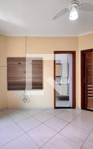 Casa para alugar com 152m², 3 quartos e 4 vagas Casa para alugar com 152m², 3 quartos e 4 vagasSuíte