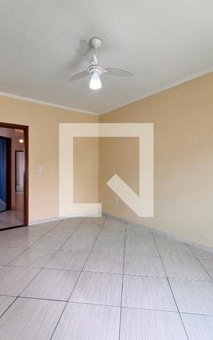 Casa para alugar com 152m², 3 quartos e 4 vagas Casa para alugar com 152m², 3 quartos e 4 vagasSuíte