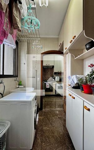 Apartamento à venda com 180m², 3 quartos e 4 vagasÁrea de Serviço