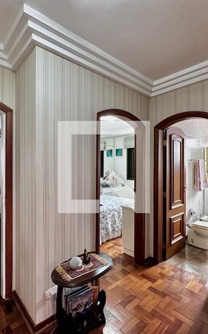 Apartamento à venda com 180m², 3 quartos e 4 vagasHall Quartos