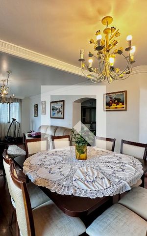 Apartamento à venda com 180m², 3 quartos e 4 vagasSala