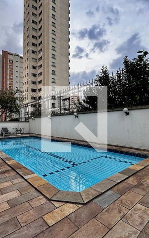 Apartamento à venda com 180m², 3 quartos e 4 vagasPiscina