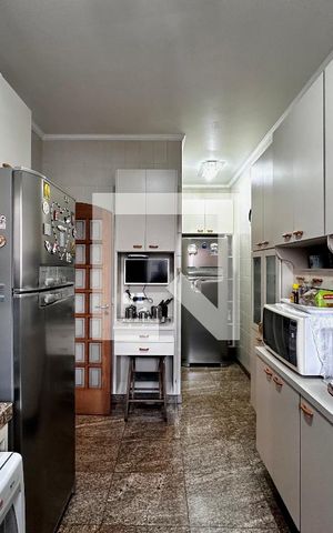 Apartamento à venda com 180m², 3 quartos e 4 vagasCozinha