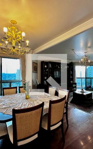 Apartamento à venda com 180m², 3 quartos e 4 vagasSala