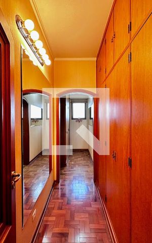 Apartamento à venda com 180m², 3 quartos e 4 vagasCloset Suíte