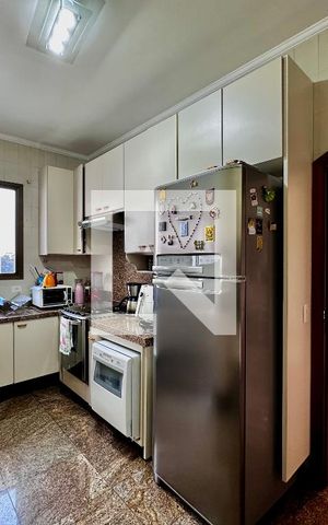 Apartamento à venda com 180m², 3 quartos e 4 vagasCozinha