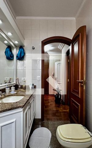 Apartamento à venda com 180m², 3 quartos e 4 vagasBanheiro Social