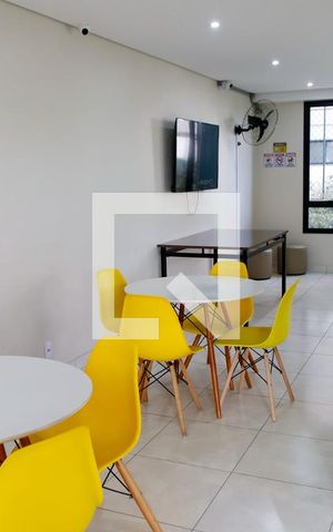Apartamento à venda com 37m², 2 quartos e 1 vaga Apartamento à venda com 37m², 2 quartos e 1 vagaÁrea comum - Salão de festas