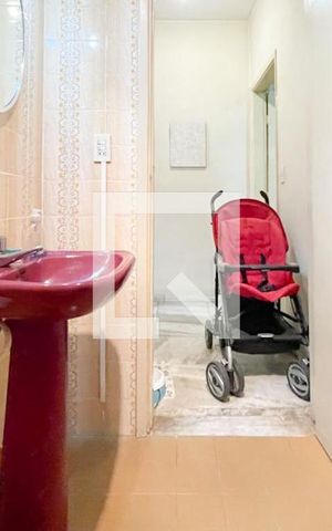 Casa à venda com 160m², 3 quartos e 3 vagas Casa à venda com 160m², 3 quartos e 3 vagasBanheiro Social 1