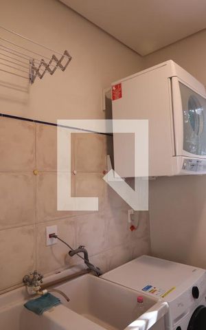 Casa à venda com 242m², 3 quartos e 5 vagasLavanderia