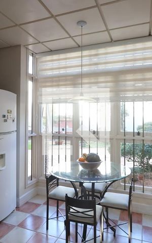 Casa à venda com 242m², 3 quartos e 5 vagasCozinha
