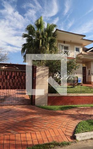 Casa à venda com 242m², 3 quartos e 5 vagasFachada