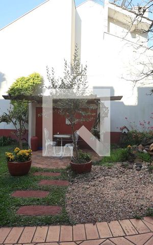Casa à venda com 242m², 3 quartos e 5 vagasÁrea externa