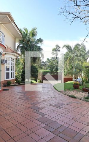 Casa à venda com 242m², 3 quartos e 5 vagasÁrea externa