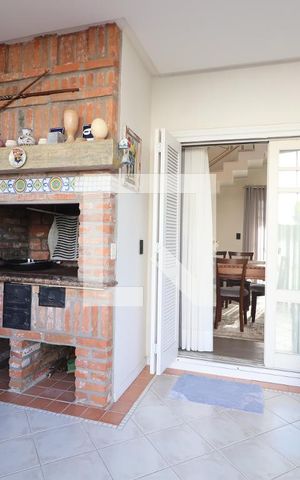 Casa à venda com 242m², 3 quartos e 5 vagasÁrea comum - Churrasqueira