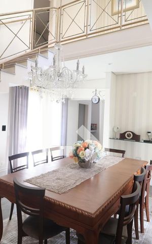 Casa à venda com 242m², 3 quartos e 5 vagasSala 2