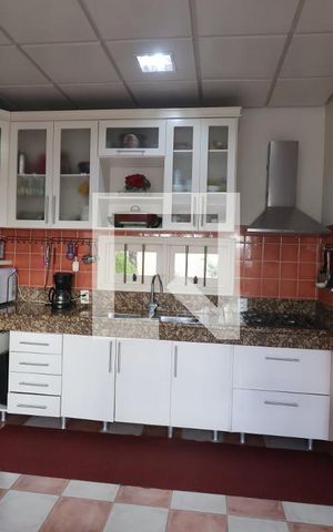 Casa à venda com 242m², 3 quartos e 5 vagasCozinha