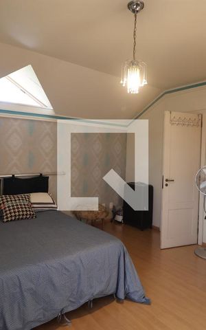 Casa à venda com 242m², 3 quartos e 5 vagasSuíte 1