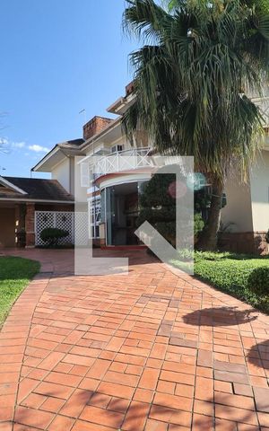 Casa à venda com 242m², 3 quartos e 5 vagasÁrea externa