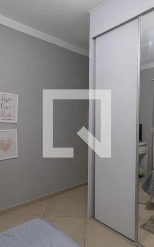 Casa à venda com 150m², 3 quartos e 2 vagas Casa à venda com 150m², 3 quartos e 2 vagasQuarto 1