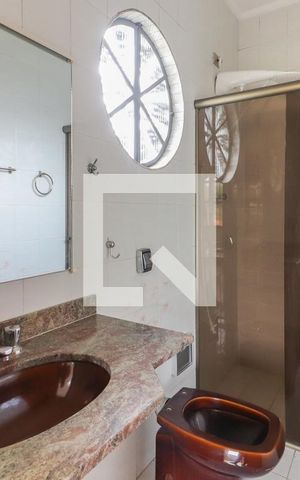 Casa à venda com 144m², 4 quartos e 2 vagas Casa à venda com 144m², 4 quartos e 2 vagasQuarto 1 Suite