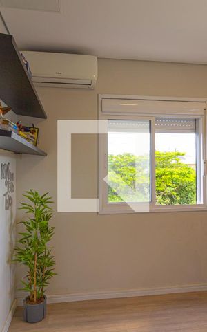 Casa para alugar com 130m², 3 quartos e 3 vagas Casa para alugar com 130m², 3 quartos e 3 vagasEscritório