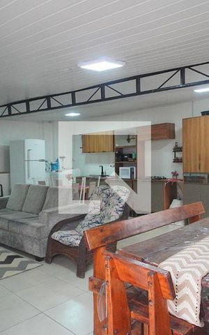Casa à venda com 70m², 3 quartos e 1 vaga Casa à venda com 70m², 3 quartos e 1 vagaEspaço Gourmet