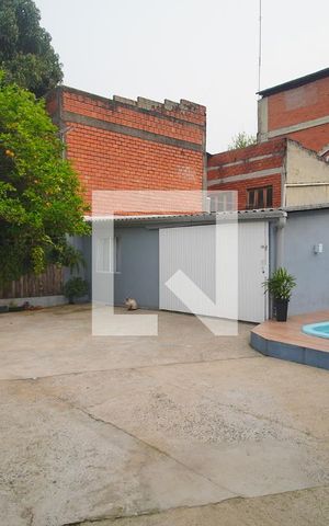 Casa à venda com 70m², 3 quartos e 1 vaga Casa à venda com 70m², 3 quartos e 1 vagaQuintal
