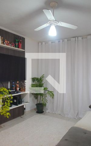 Casa à venda com 70m², 3 quartos e 1 vaga Casa à venda com 70m², 3 quartos e 1 vagaSala