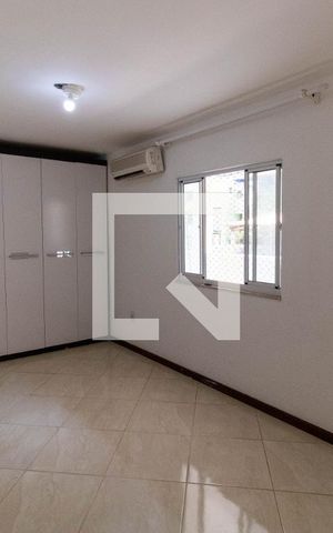 Casa à venda com 150m², 3 quartos e 1 vaga Casa à venda com 150m², 3 quartos e 1 vagaQuarto 3