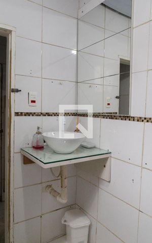 Casa para alugar com 200m², 3 quartos e sem vaga Casa para alugar com 200m², 3 quartos e sem vagaBanheiro