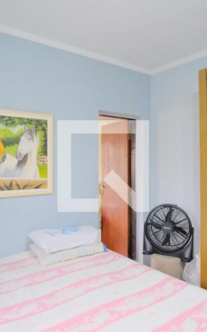 Casa à venda com 282m², 4 quartos e 2 vagasQuarto 1
