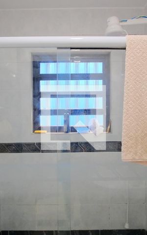 Casa à venda com 282m², 4 quartos e 2 vagasBanheiro 1