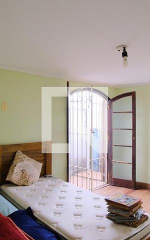 Casa à venda com 282m², 4 quartos e 2 vagasQuarto 2