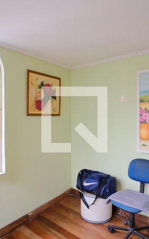 Casa à venda com 282m², 4 quartos e 2 vagasQuarto 2