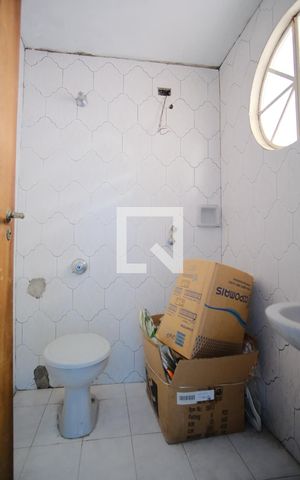 Casa à venda com 282m², 4 quartos e 2 vagasBanheiro 3